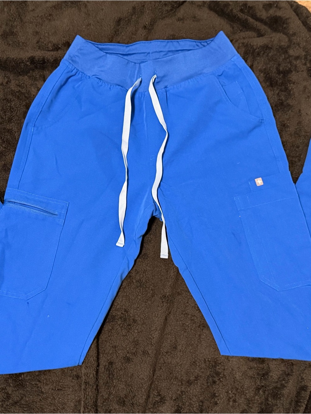 Figs Women's Royal Blue Cargo Scrub Pants